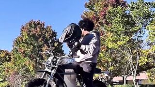 Summer Vibes: Funny Dance Clip - Andrew Tate Style (Sam Gellaitry - Assumptions)