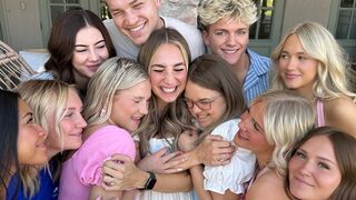 Telling my 15 SIBLINGS I'M PREGNANT Again!!!!