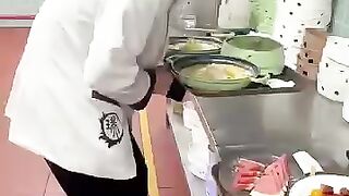 Dgshfj