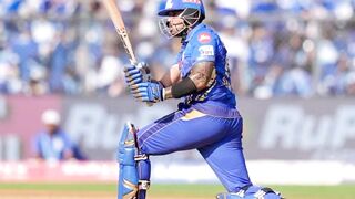 বাভুমাকে ছাড়িয়ে সুর্যকুমারের নতুন বিশ্বরেকর্ড