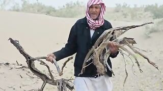 التخييم والطبخ في صحراء إيران داخل مأوى راعٍ | روتين حياة البدو في إيران