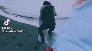 عاشق الرمنسيه