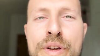 ЗАЩО РАДЕВ ПРЕДЛОЖИ СЕГА РЕФЕРЕНДУМА?