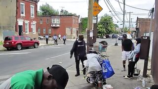 The first group of cops who came and gave us 5 minutes to finish a haircut.What happened today in Kensington May 27, 2025 Documenting the Struggle