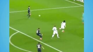 Gol bunuh diri yang gila banget!
