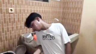 baru tau singkatan dari pelor itu apaan ????????