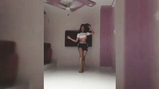 Indian Girl Shreya Maste Dance 3