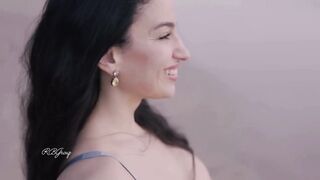 Big Booty Girl ???????? With Hot ???? Bikini ???? Photoshoot #trending #trendingshorts #video #viralvideo #vir