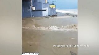 Новый потоп и шторм в Сочи. Город затопило