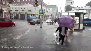 ШТОРМ И ПОТОП В СИБИРИ. Иркутск ушел под воду после мощного ливня