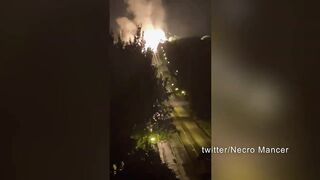 Взрыв и пожар на газопроводе в центре Луганска: