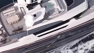 LUXURIOUS YACHT | LUXURY YACHT FOR SALE