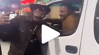 #shorts محمدرمضان بيتصور مع محبينه فى عز السقعه باليل ????????????