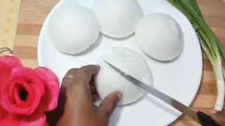 Idli fry recipe __ red chilli fry idli __ simple breakfast recipe __ quick and fast recipe(720P_HD).