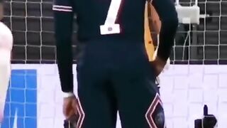 KYLEAN MBAPPE .