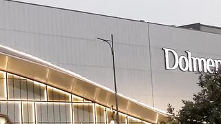 Luxury Cars at Dolmen Mall