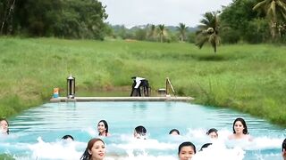 Renang dulu guys