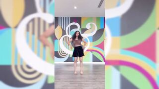 Indian Girl Zainab Basrai Dance 3