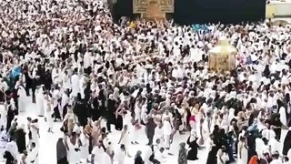 Hajj jo bilkul sahi trha sy kry Allah Paak usy esy kr deta jesy wo Aj hi peda hua ho...