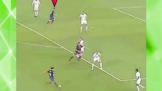 Lompatan Messi benar benar keren