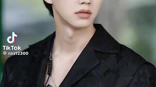 Kdrama hero