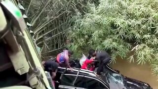 ???? Kecelakaan di Jembatan Kelesa, Inhu — Riau ????