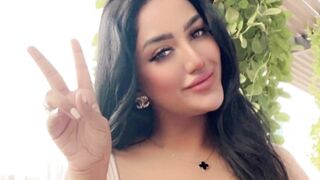Watch Mathira Khan Viral Video Collection