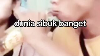 Dunia pada kenapa sih?????????