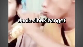 Dunia Sibuk Banget Yah????