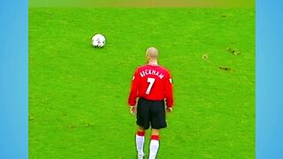 kalau soal free kick, masih Beckham raja nya. Setuju?
