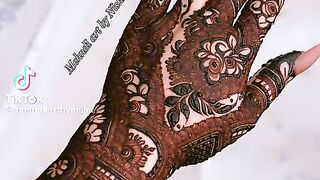 Mehndi design 19