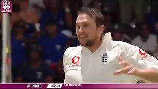 Brain Lara 400 Against Eng