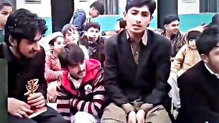 Taqdir kesi badlaa Mashallah.