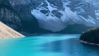 Moraine  Lake Canada