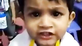 gulabi ankhein