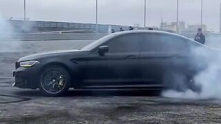 Quick drift with my BMW – short but wild!   Subscribe for more insane car clips!