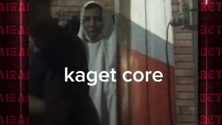 itu yang niat ngagetin tapi malah dia yang kaget konsep nya gimana si? ????