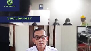 VIRAL MELAHIRKAN DI KAMAR MANDI STASIUN