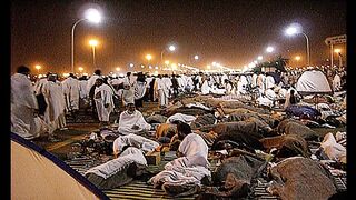 Millions of pilgrims leave for Muzdalifah after performing the main pillar of Hajj, Wukuf Arafat