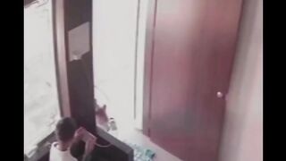 Lo suka konten viral dan kejadian mengejutkan? 3