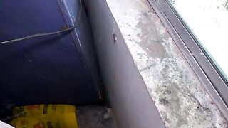 Daring Snake Rescue