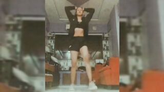 Indian Girl Shreya Maste Dance 4