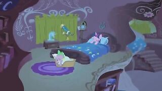 MLP FIM Season 1 Episode 11 - Winter Wrap Up