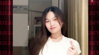 ga kedip liatnya