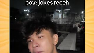 Kalau bola bikin emosi, Humor Tersaji hadir buat nenangin lewat konten