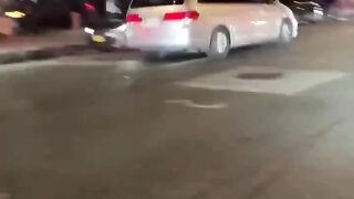 لوس انجلوس تخرج عن السيطرة. وانتشار كتابات “اللعنة على ترت والجدران في