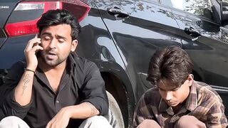 Babu me apne dost ke sath hu