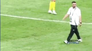 "Al Nassr terhenti di AFC Champions League, tapi semangat nggak akan pernah padam."