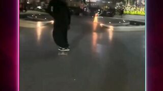 Sebuah video yang memperlihatkan insiden antara seorang remaja