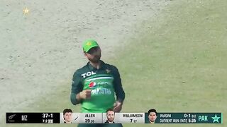 2nd Wicket| Splendid catch by Salman Ali Agha! ✨  Wasim strikes in his first over with an important wicket ⚡  #PAKvNZ | #TayyariKiwiHai
